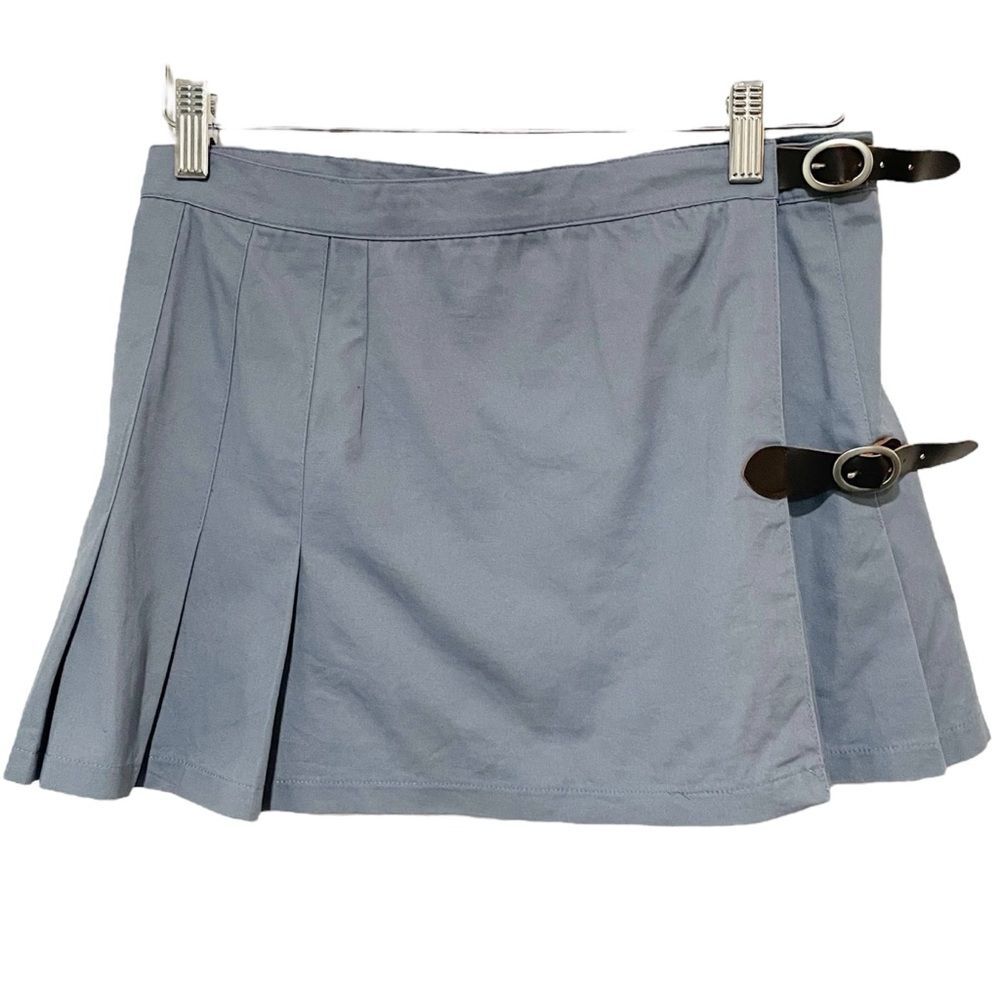 Women’s Brandy Melville Light Blue Gray Sof Low Waisted Buckle Pleated Skirt XS